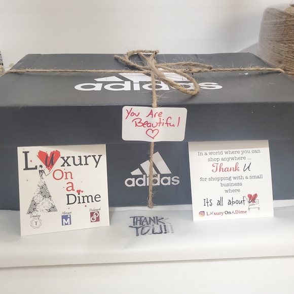 LUXURY ON A DIME LLC - Picture 6 of 16